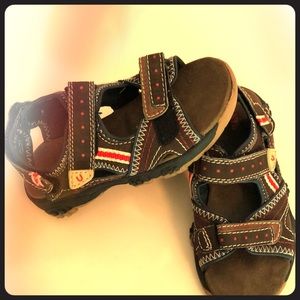 Umi boys sandals size 10.5 toddler